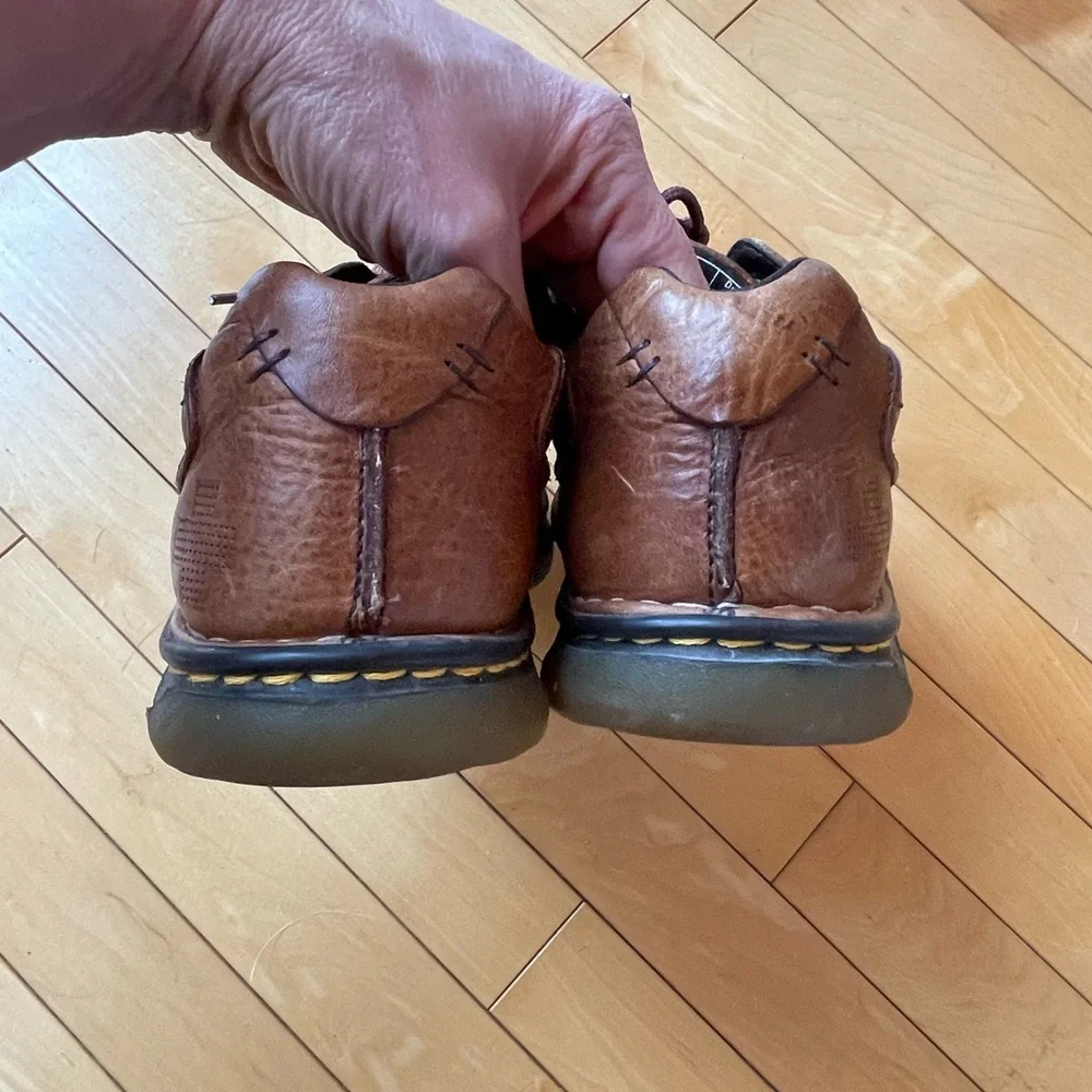 Women9 men8 Oxford Docs shoe lace tan vintage leather Dr. Martens yellow s… - Picture 3 of 10